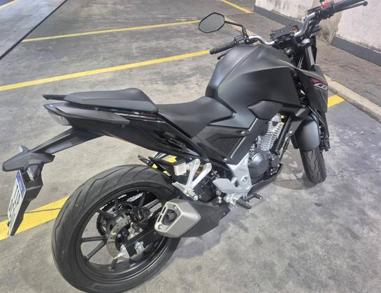 HONDA CB 300F TWISTER CBS 